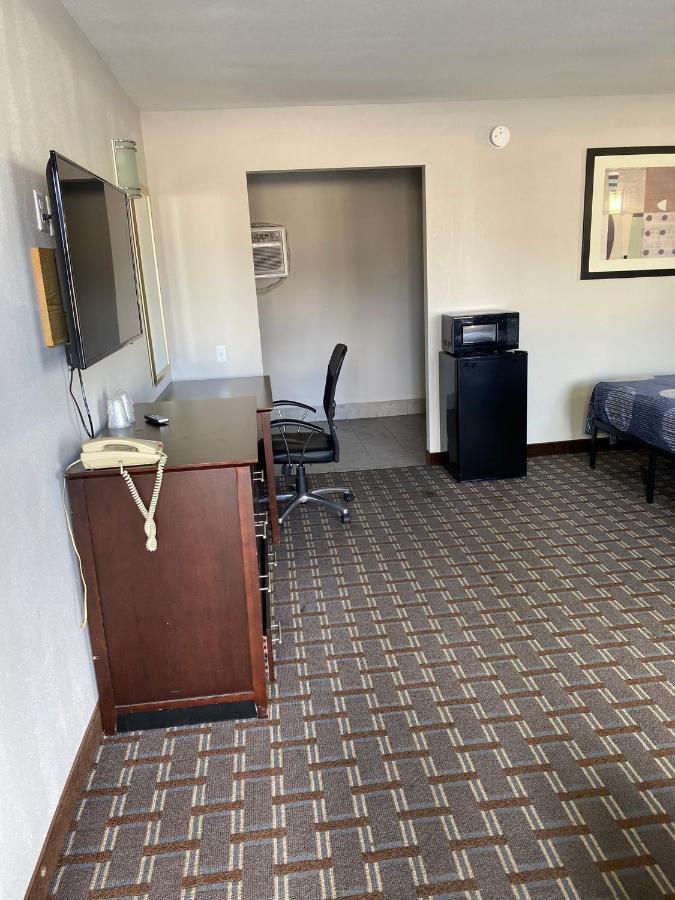 New Budget Inn Eaton Extérieur photo