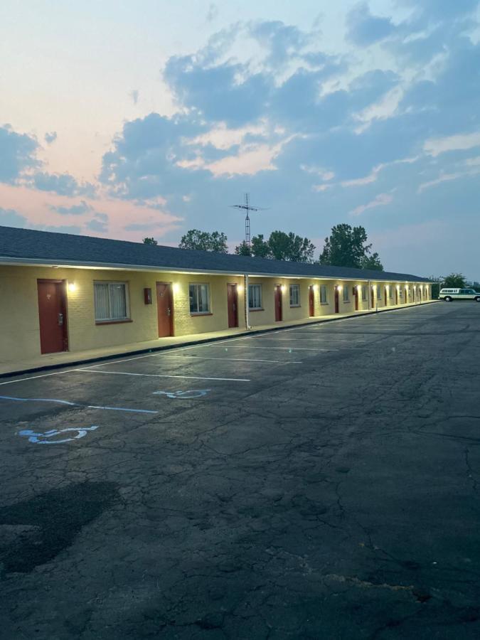 New Budget Inn Eaton Extérieur photo